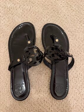 Tory Burch Black Patent Miller Logo Thong Sandals